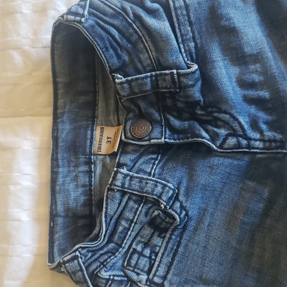 5 pair of 3T Jeans - Picture 6 of 13
